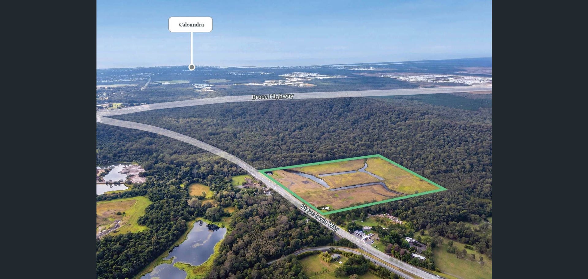 Aerial location image showing 2652 Steve Irwin Way and the Bruce Highway